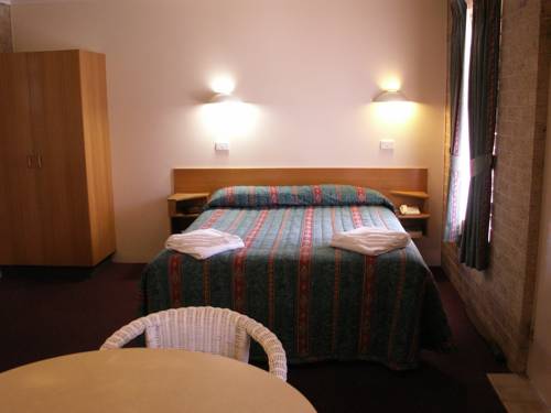 Imagen de la habitación del Motel Cedar Lodge, Armidale. Foto 6