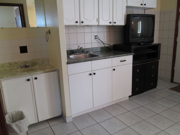 Imagen de los interiores del Motel Cedar Springs. Foto 8