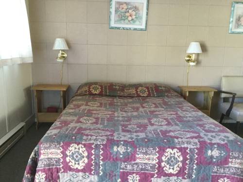Imagen de la habitación del Motel Cedars, Princeton. Foto 12