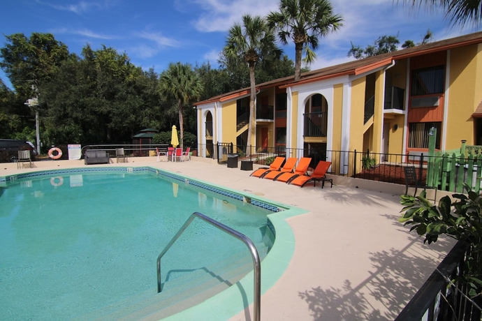 Imagen de la piscina del Motel Central - Inverness. Foto 16