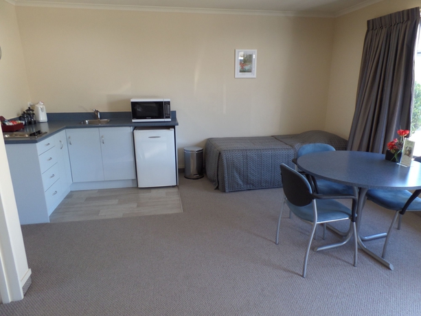 Imagen de los interiores del Motel Centre Court. Foto 15