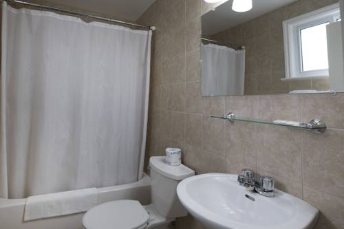 Imagen de la habitación del Motel Century, Cornwall. Foto 9