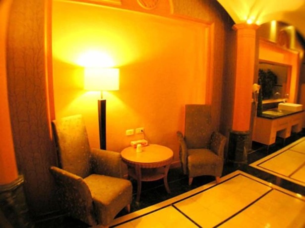 Imagen general del Motel Changsing Business. Foto 11