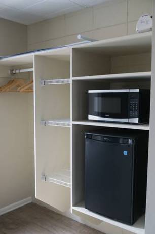 Imagen de la habitación del Motel Charlroy. Foto 9