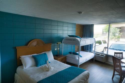 Imagen de la habitación del Motel Charlroy. Foto 10