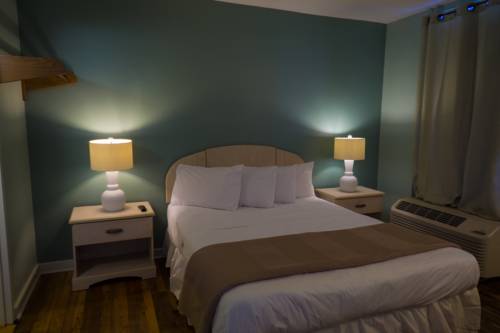 Imagen de la habitación del Motel Charlroy. Foto 15