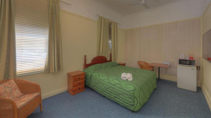 Imagen de la habitación del Motel Charters Towers Park. Foto 7