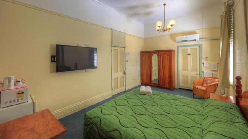 Imagen de la habitación del Motel Charters Towers Park. Foto 9