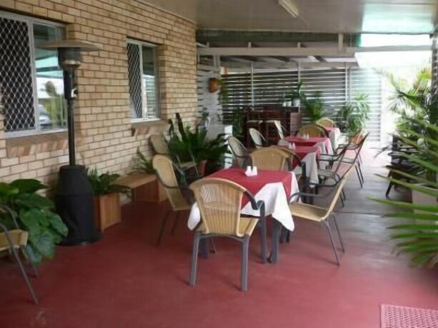 Imagen del bar/restaurante del Motel Chinchilla. Foto 18