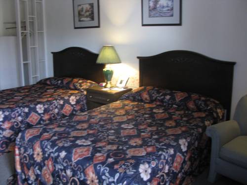 Imagen de la habitación del Motel Chipican Sarnia. Foto 7