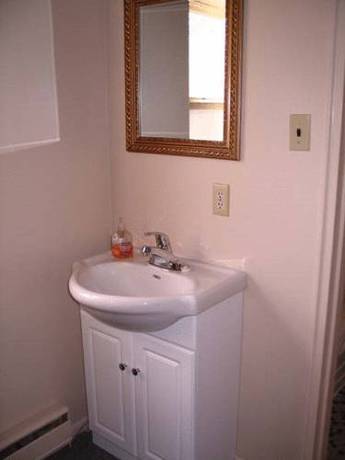 Imagen de la habitación del Motel Chipican Sarnia. Foto 10