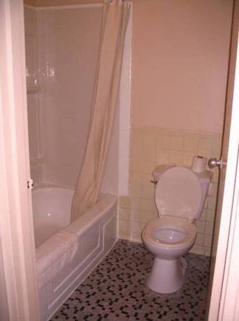 Imagen de la habitación del Motel Chipican Sarnia. Foto 11
