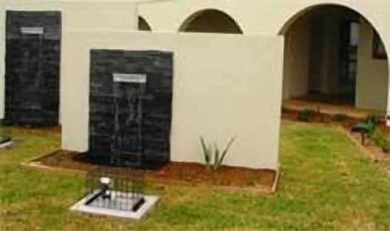 Imagen de los exteriores del Motel Citrus, Griffith. Foto 20