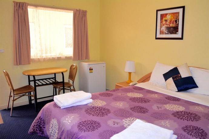 Imagen de la habitación del Motel City East. Foto 13