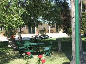 Imagen de los exteriores del Motel City Park and Apartments. Foto 5