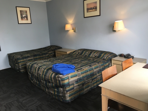 Imagen de la habitación del Motel City West. Foto 8