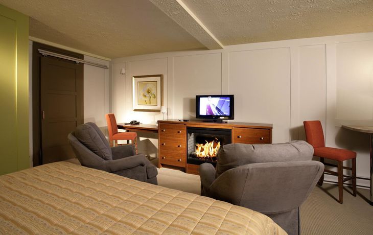 Imagen de la habitación del Motel Clarion Pointe La Malbaie. Foto 15