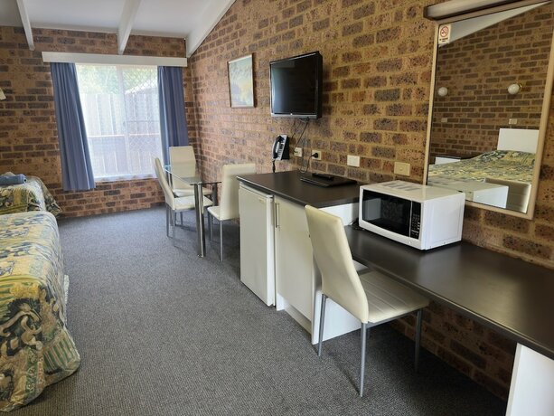 Imagen de la habitación del Motel Clock Tower Motor Inn. Foto 13