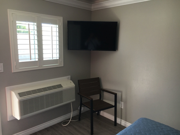 Imagen de la habitación del Motel Clover, Lynwood. Foto 10