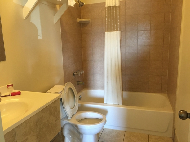 Imagen de la habitación del Motel Coastal, Jacksonville. Foto 10