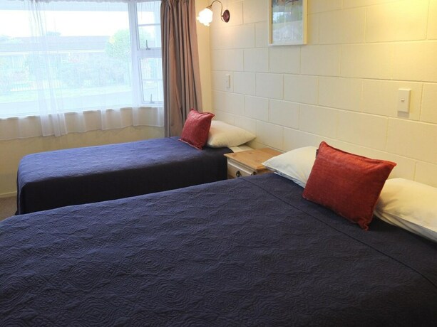Imagen de la habitación del Motel Colonial Court. Foto 21
