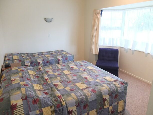 Imagen de la habitación del Motel Colonial Court. Foto 23