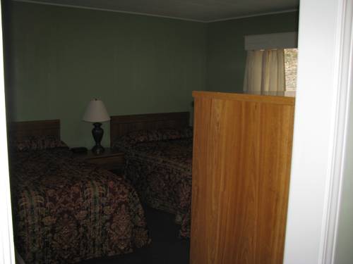 Imagen de la habitación del Motel Colonial Inn and Creamery. Foto 2
