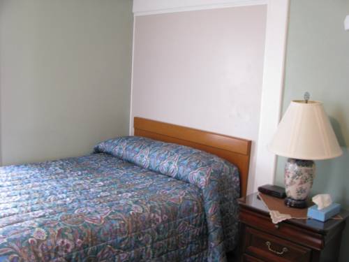 Imagen de la habitación del Motel Colonial Inn and Creamery. Foto 7