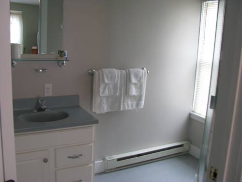 Imagen de la habitación del Motel Colonial Inn and Creamery. Foto 8