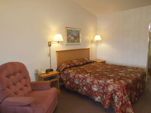 Imagen de la habitación del Motel Colonial Manor. Foto 7