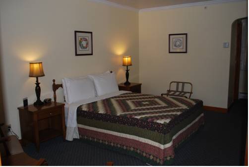Imagen de la habitación del Motel Colonial, North Conway. Foto 10