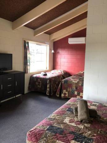 Imagen de la habitación del Motel Colonial Palms. Foto 2