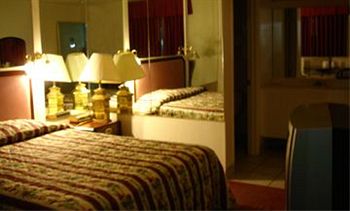 Imagen general del Motel Colonial Pool and Spa. Foto 7