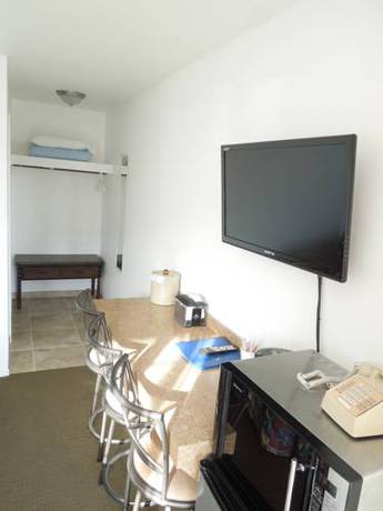 Imagen de la habitación del Motel Col-pacific. Foto 14
