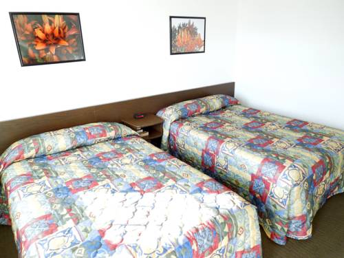 Imagen de la habitación del Motel Col-pacific. Foto 16