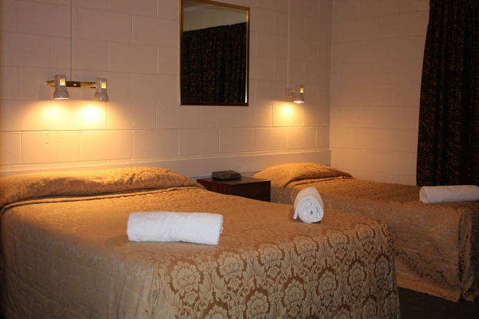 Imagen de la habitación del Motel Commodore Court. Foto 5