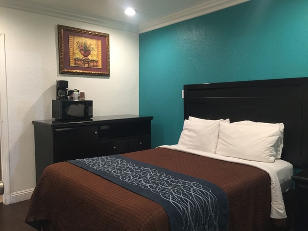 Imagen de los interiores del Motel Crenshaw Inn. Foto 18