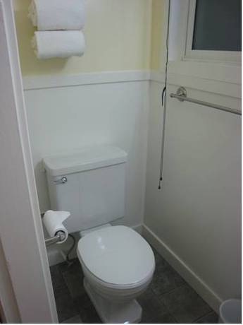 Imagen de la habitación del Motel Creston Valley. Foto 4
