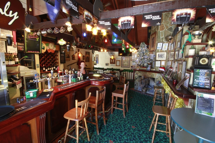 Imagen del bar/restaurante del Motel D'arcy Arms. Foto 2