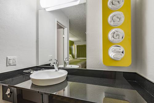Imagen de la habitación del Motel Days Inn By Wyndham Cincinnati I-71. Foto 7