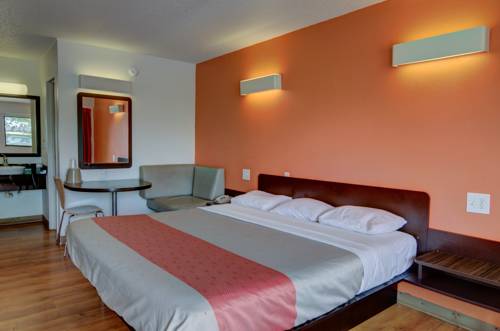 Imagen de la habitación del Motel Days Inn by Wyndham Kansas City Northeast. Foto 2