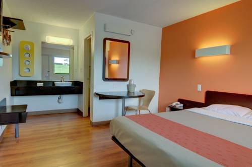 Imagen de la habitación del Motel Days Inn by Wyndham Kansas City Northeast. Foto 3