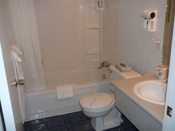 Imagen de la habitación del Motel De L'anse &agrave; L'eau. Foto 13