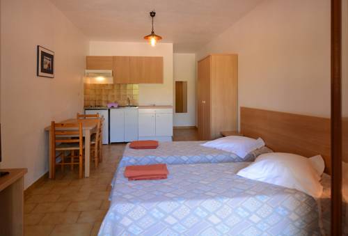 Imagen de la habitación del Motel De Porticcio. Foto 4