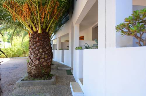 Imagen de la habitación del Motel De Porticcio. Foto 5