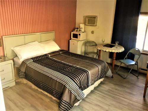 Imagen de la habitación del Motel Deblois. Foto 9