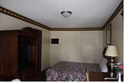 Imagen de la habitación del Motel Delta, Bay City. Foto 5