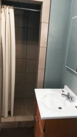 Imagen de la habitación del Motel Deluxe, Pomona. Foto 2