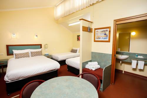 Imagen de la habitación del Motel Downs. Foto 4