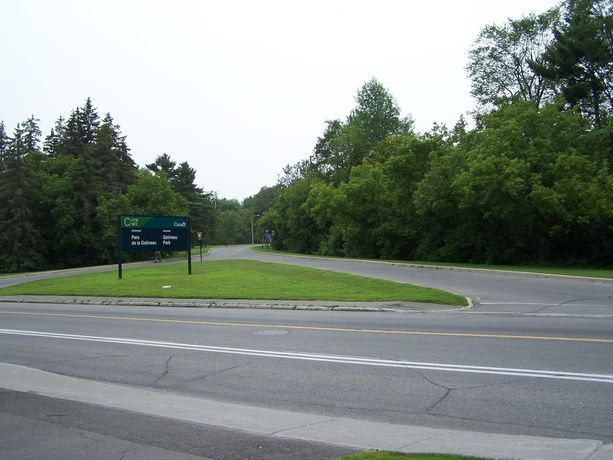 Imagen de los exteriores del Motel Du Parc Secteur Hull. Foto 12